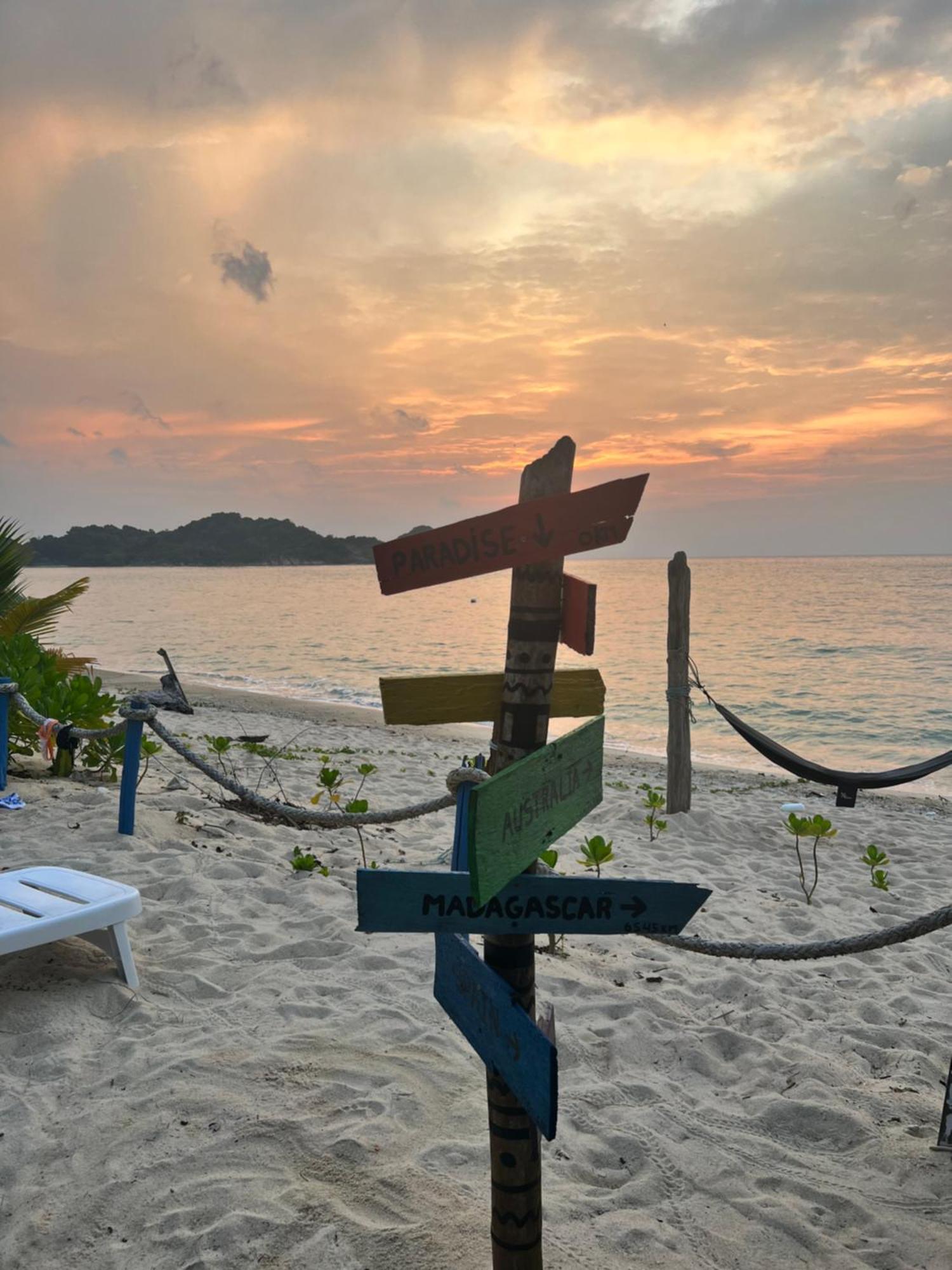 Redang Campstay ภายนอก รูปภาพ